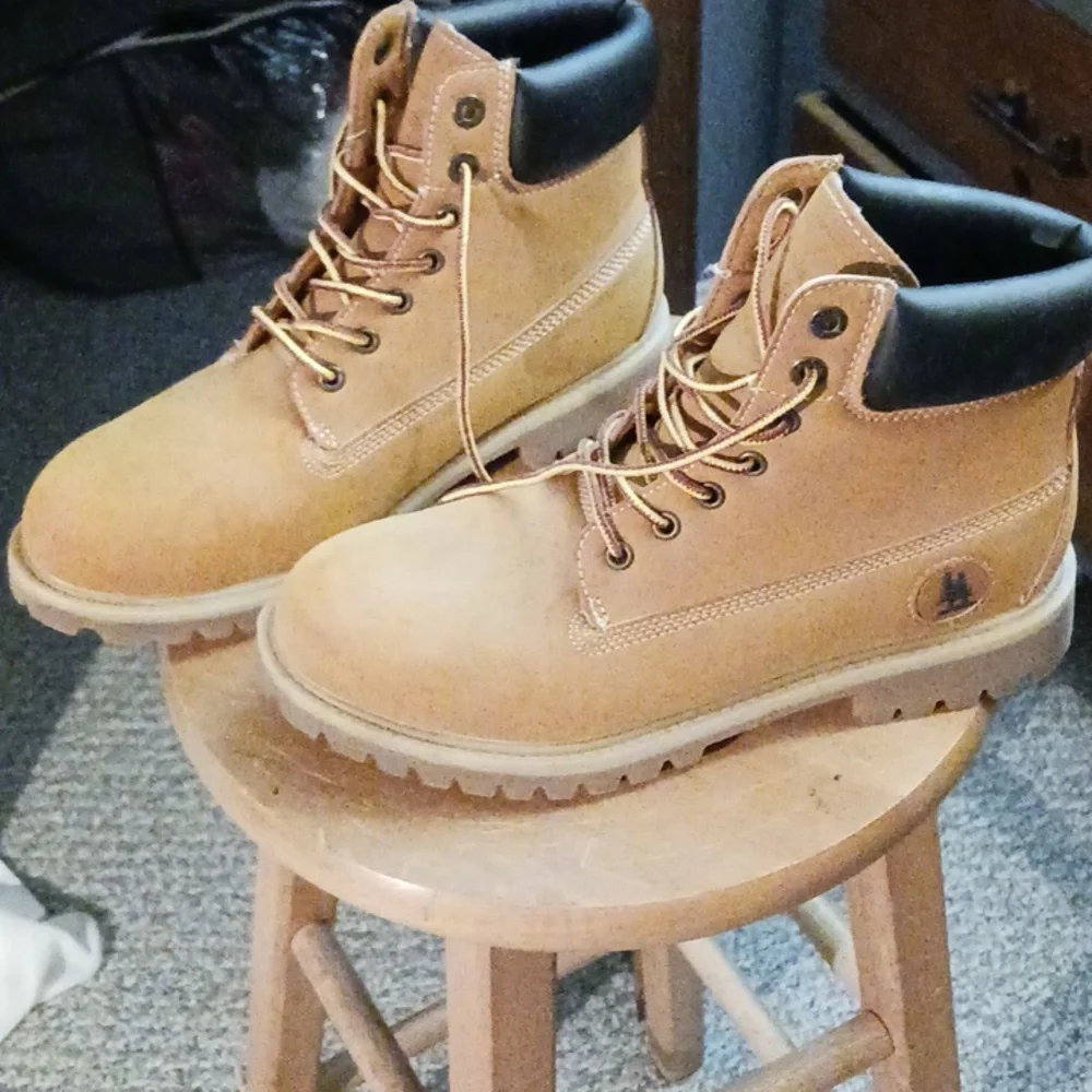 Work boots - Picture 2 of 4